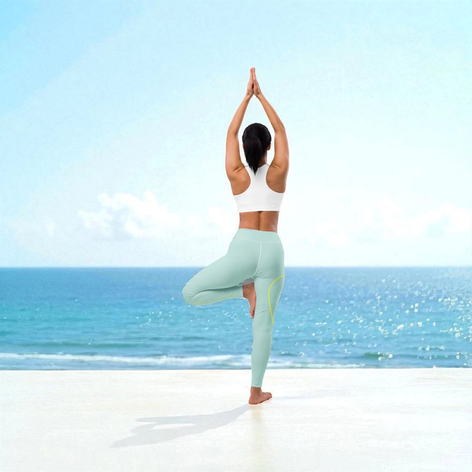 Rückenansicht der Yoga‑Leggings DROP Mint, ergonomische Passform erkennbar