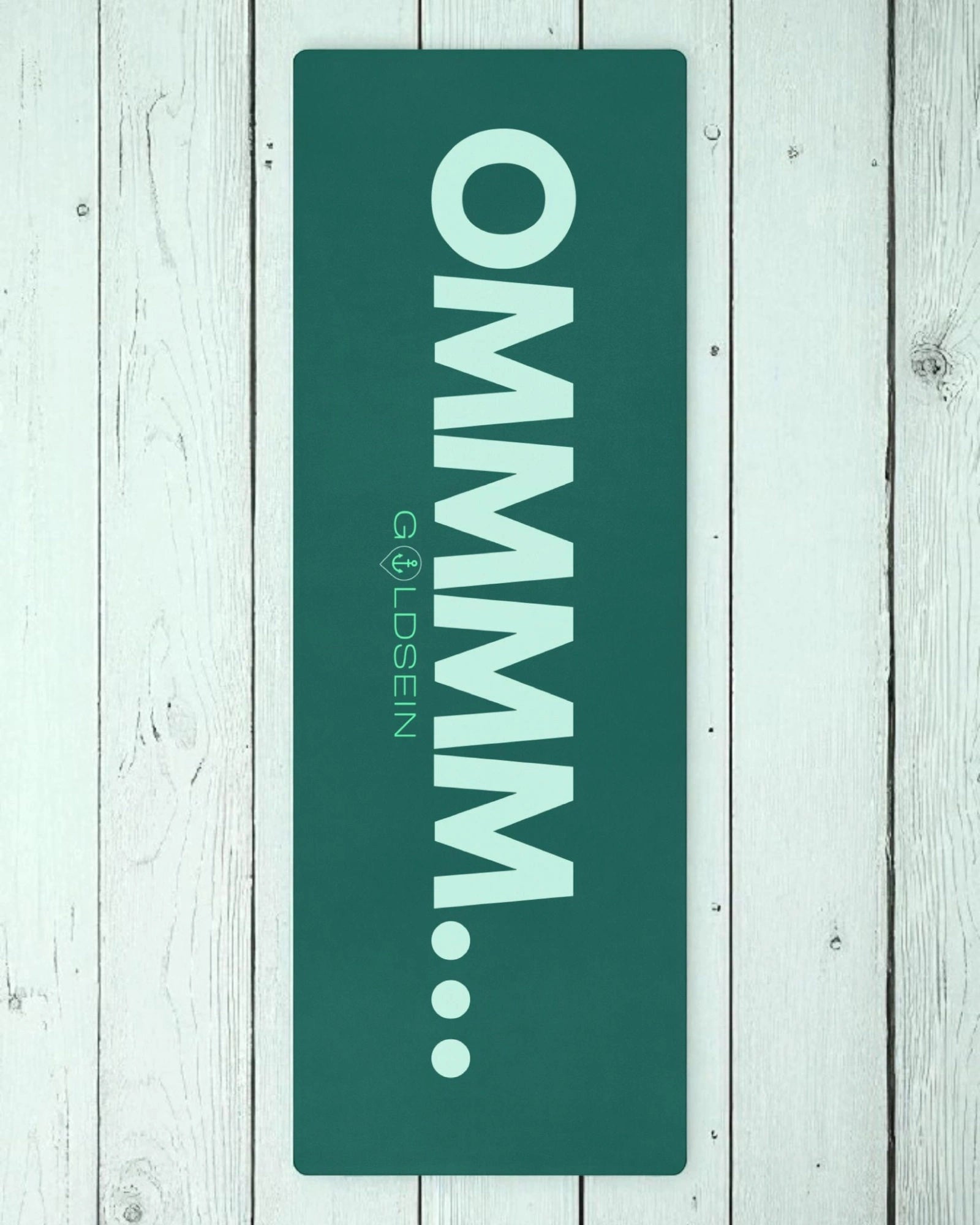 „Goldsein Yoga Matte Ommmm Green – angenehm, bequem und für entspanntes Yoga.“ 2