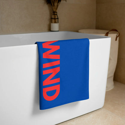 Goldsein Strand-Handtuch "Rückenwind" Blau-Rot, Vorderseite. Sanft und sehr saugfähig.