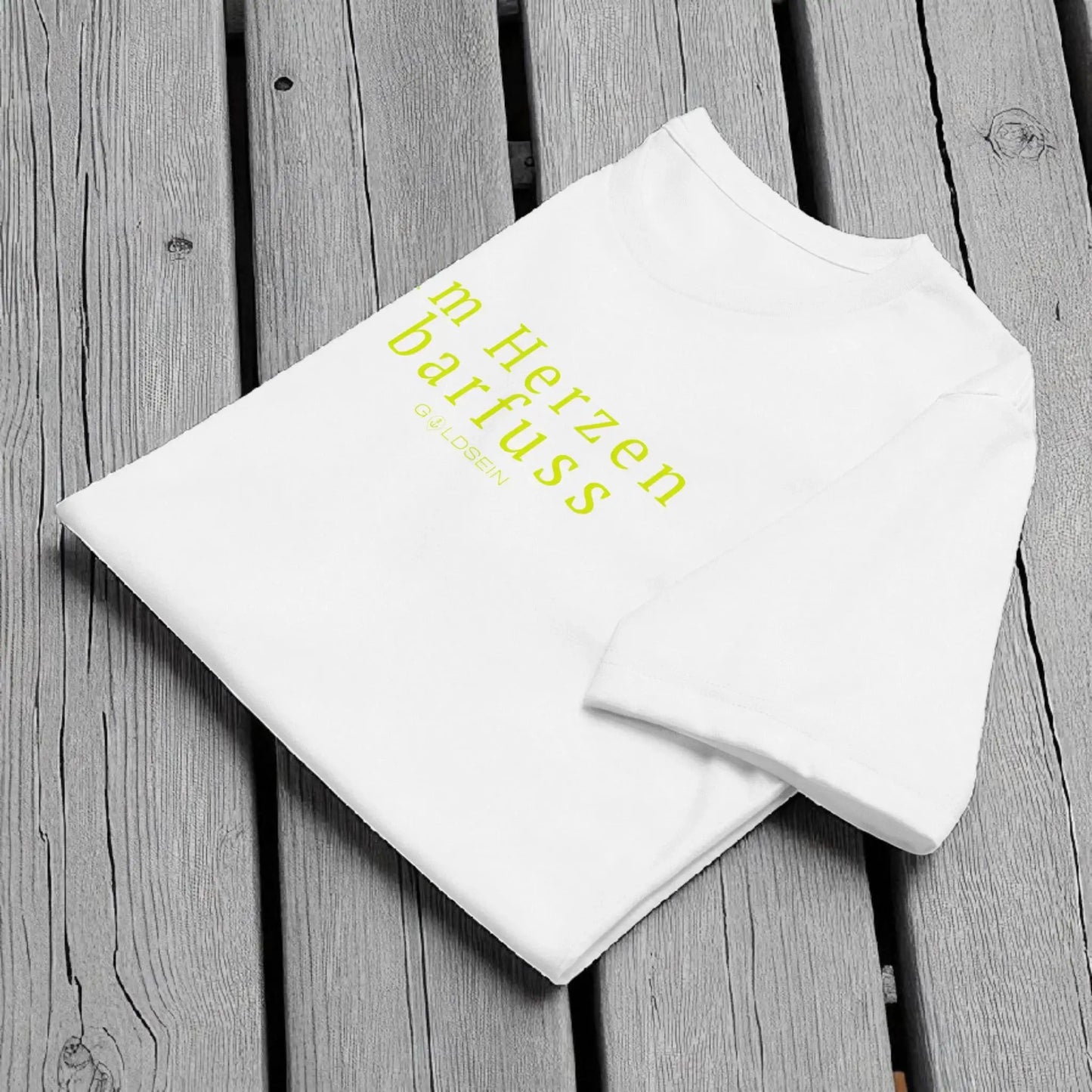 Goldsein T-Shirt 'Barfuß im Herzen', Detailansicht Selbstliebe-Design, Freizeitshirt
