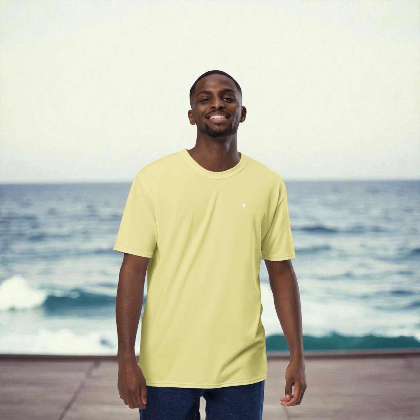 „Goldsein MEN T-Shirt ‚La Vie‘ Gelb, Forderansicht, selbstbewusstes Design.“1