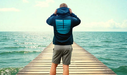 „Goldsein Oversize Herren-Hoodie ‚Unique‘ Grün/Türkis, angenehm, einzigartig, Wohlfühl-Tragegefühl.“