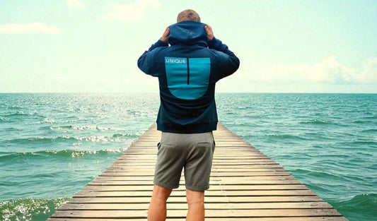 „Goldsein Oversize Herren-Hoodie ‚Unique‘ Grün/Türkis, angenehm, einzigartig, Wohlfühl-Tragegefühl.“